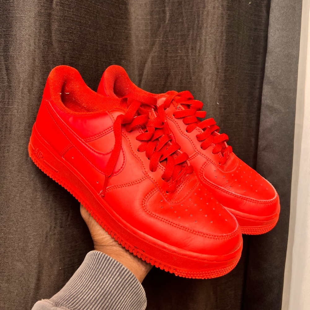 Nike Air Force 1 LV8